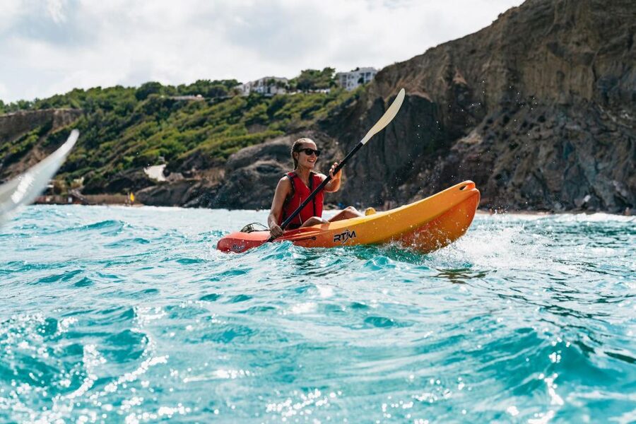 Es Figueral: Guided Kayaking and Snorkeling Tour - Rock-hopping and the route toward Pou des Lleó