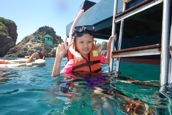 Explore Nha Trang Bay: Half-Day Snorkeling Adventure Tour - Guides, equipment, and the feel onboard
