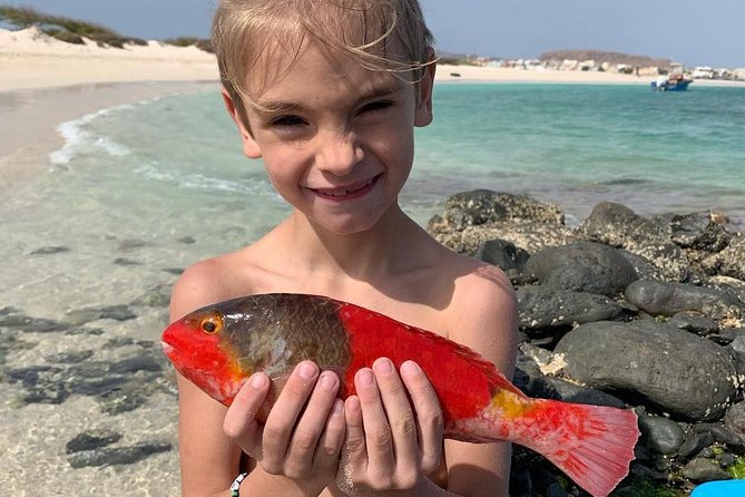 Fishing Snorkeling and Barbecue - What this Boa Vista boat trip is really like