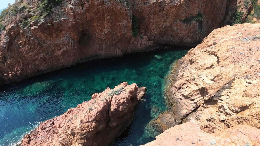 Fréjus: Sea and Creeks Boat Tour with Snorkeling and Drinks - Leaving Fréjus from Quai d’Agrippa