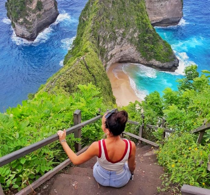 From Bali: West Nusa Penida & Snorkeling Small Group Tour - What the guides add to the day