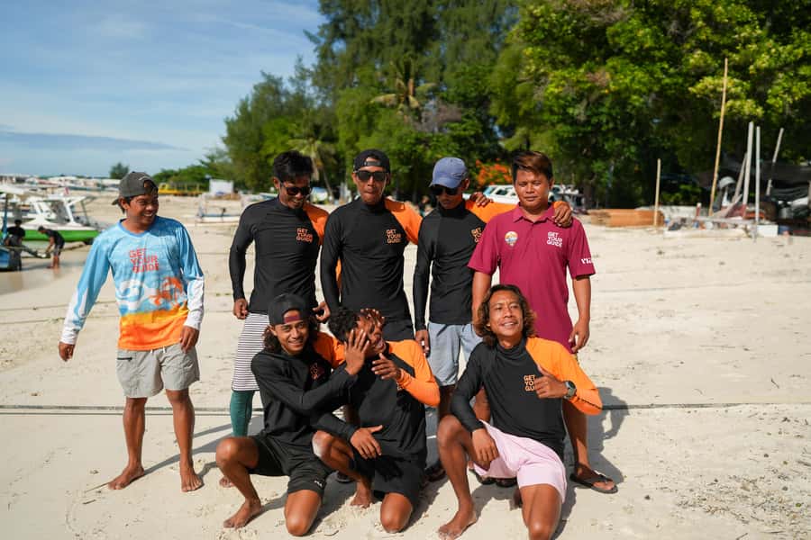 From Gili Air: Snorkeling with Turtles & Underwater Statue - The boat ride keeps the day social and relaxed