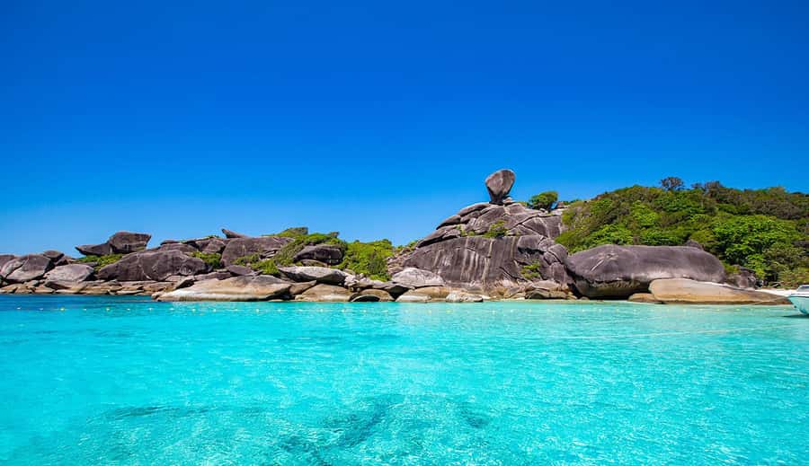 From Khao Lak: Similan Islands Snorkeling Trip with Lunch - An early Khao Lak pickup sets the pace