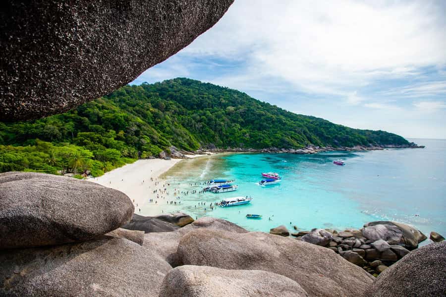 From Khao Lak: Similan Islands Snorkeling Trip with Lunch - The return trip adds comfort but not much extra sightseeing