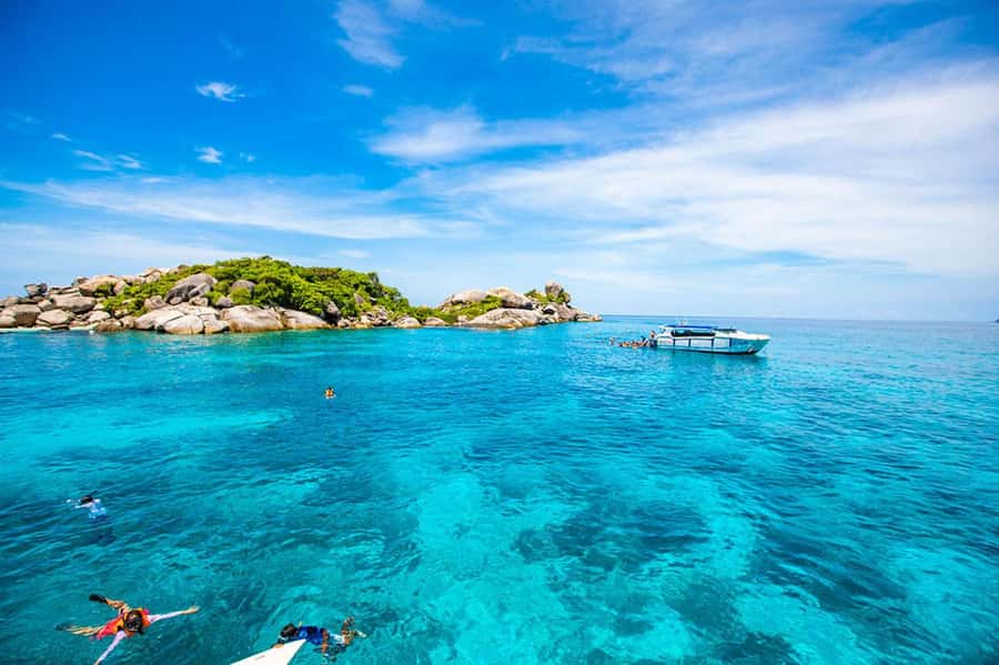 From Krabi: Similan Islands Snorkeling Trip by Speedboat - Snorkeling around Koh 7 and Koh 9