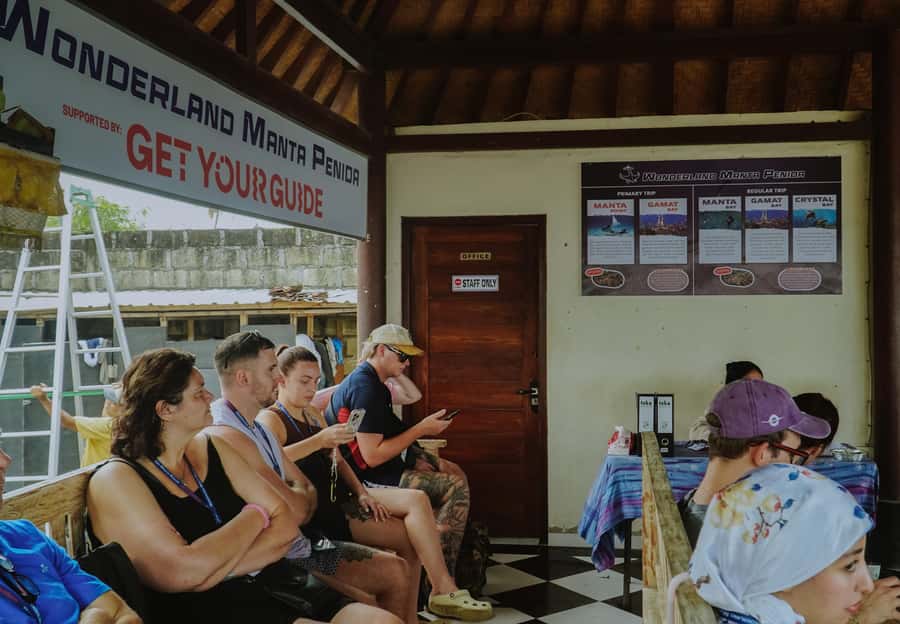 From Lembongan: Manta Point Snorkeling & West Penida Tour - Lunch and the Nusa Penida road test