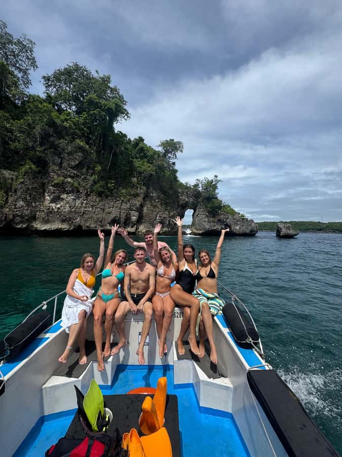 From Lembongan: Nusa Penida Private Snorkeling & West Tour - Crystal Bay and Gamat Bay bring variety