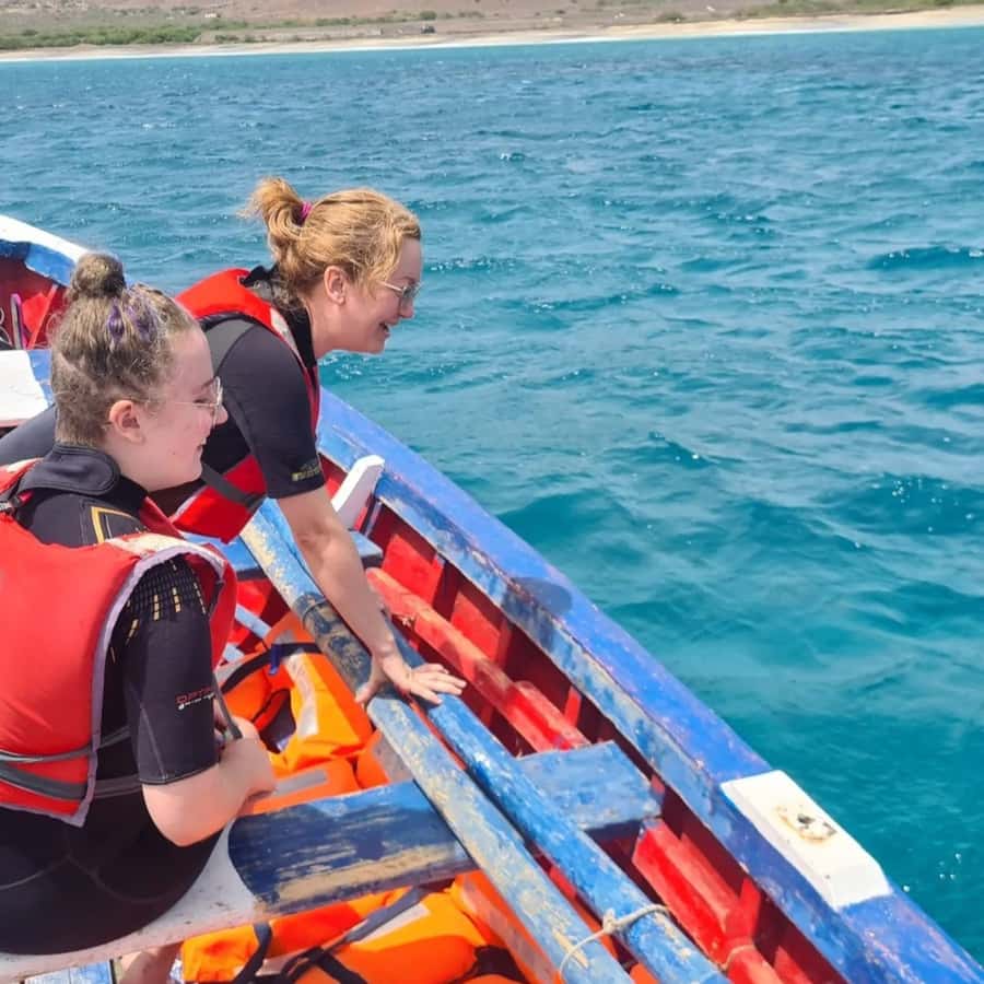 From Mindelo: Snorkel and Swim with Sea Turtles - The value of a small group