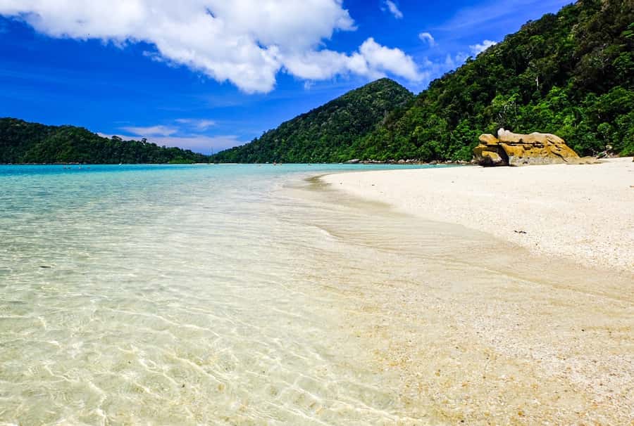 From Phuket/Khaolak: Surin Islands Snorkeling Day Trip - Why Surin is a good alternative to the Similans