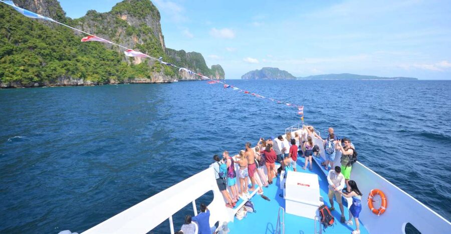 From Phuket: Snorkeling Ferry Cruise to Phi Phi Islands - A long but simple route from Phuket to Phi Phi