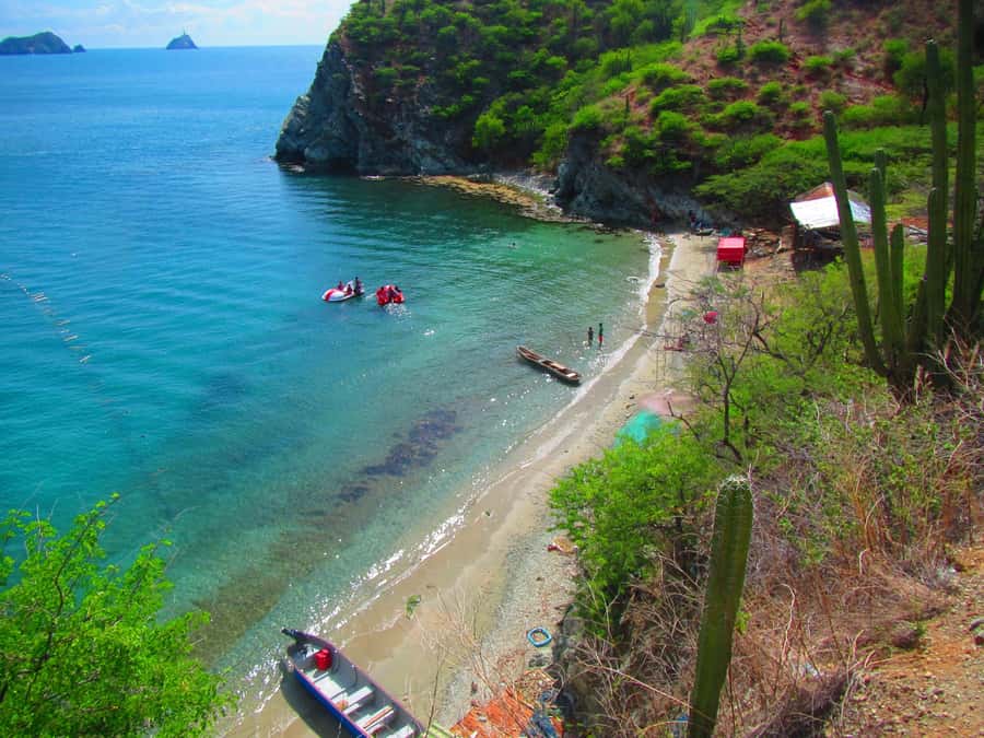 From Santa Marta: Sisiguaca Beach Hike with Snorkeling - Snorkeling over corals and marine life