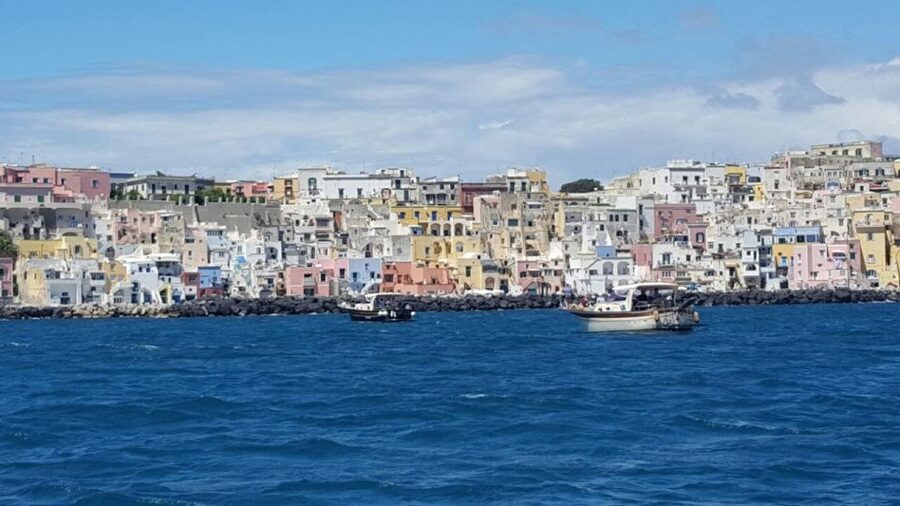 From Sorrento: Ischia and Procida Boat Tour with Snorkeling - Drinks, snacks, and what the price covers