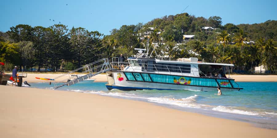 From Yeppoon: Great Keppel Island Snorkeling Hire with Lunch - Arriving at Fisherman’s Beach