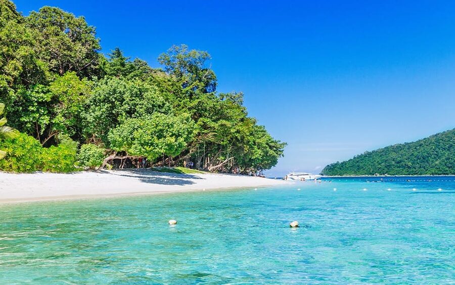Full-Day Koh Lipe 5 points Snorkeling (East Zone) with Lunch - Ao Mae Mai at 2:00: the quietest reef stop