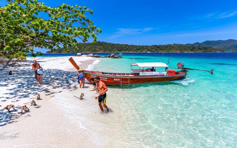 Full-Day Koh Lipe 7 points Snorkeling Experience with Lunch - Key points at a glance