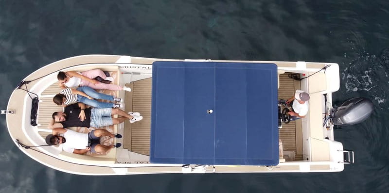 Funchal: Private Boat Tour w/Snorkel & Paddle up 11 people - What the $459 group price really means