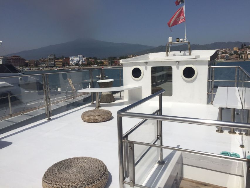 Giardini Naxos: Boat Trip Isola Bella with Snorkeling - Is $65 a fair price?