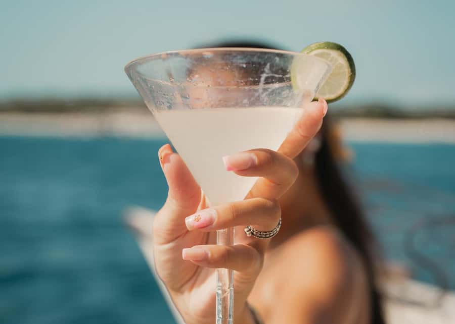 Gili Islands: 4-in-1 Catamaran Snorkeling Experience - The catamaran itself: comfort with a playful edge