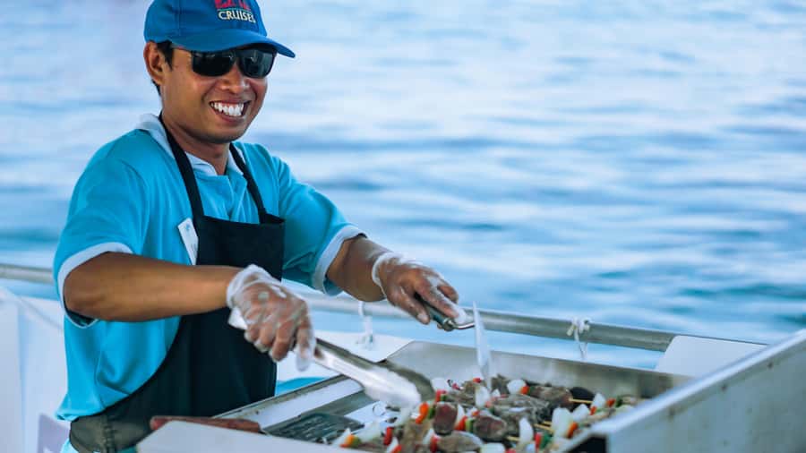 Gili Trawangan: 3-Gili Islands Snorkel Sunset Cruise w/ BBQ - Turtle Point and the chance to meet sea turtles