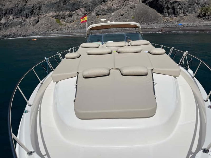 Gran Canaria: Shared yacht trip with drinks, lunch, and snorkeling - Key things to know before booking