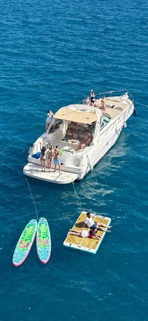 Gran Canaria: Shared yacht trip with drinks, lunch, and snorkeling - Optional jet skis, sea scooters, and parasailing