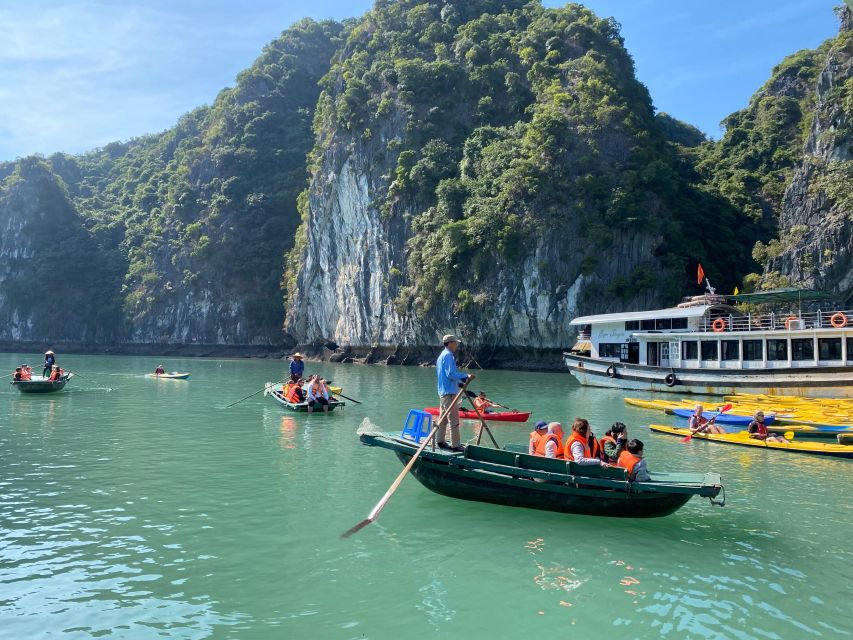 Half day Lan Ha Bay : Boat Trip , Kayaking,Snorkel - Through the floating fishing village