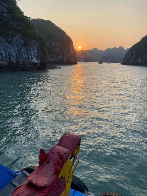 Half day Lan Ha Bay : Boat Trip , Kayaking,Snorkel - Swimming at a small beach