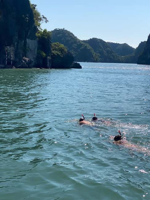 Half day Lan Ha Bay : Boat Trip , Kayaking,Snorkel - The guide can make the short tour work