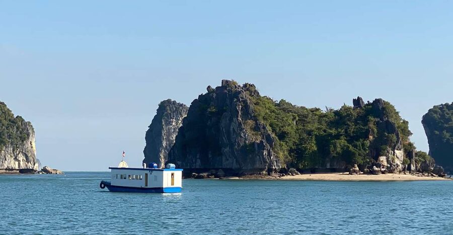 Half day Lan Ha Bay : Boat Trip , Kayaking,Snorkel - What the $53 price really buys