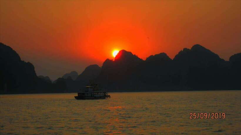 Half day Lan Ha Bay excursion ( 4 hours ): Kayaking, Snorkel - Key points at a glance