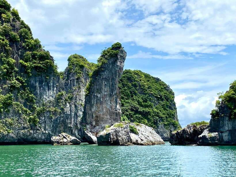 Half day Lan Ha Bay excursion ( 4 hours ): Kayaking, Snorkel - Starting at Beo Wharf in Cat Ba Town