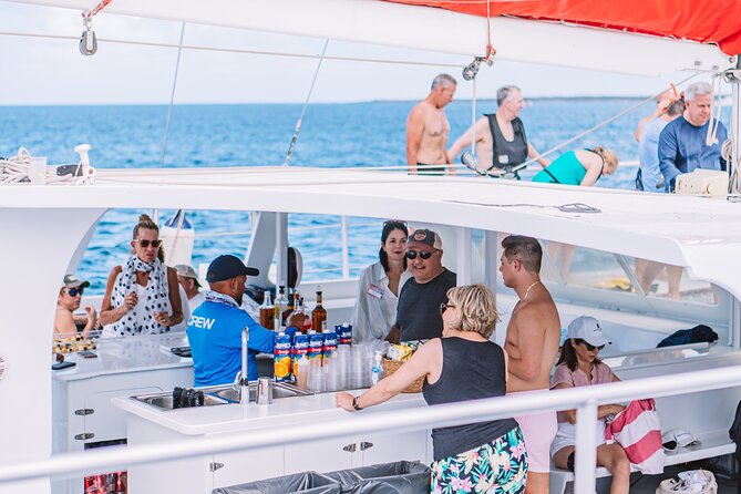 Half-Day Snorkel Sail Tour with Caribbean Lunch - A comfortable boat with practical features