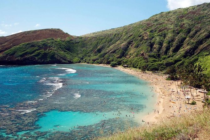 Hanauma Bay Snorkeling - The early Waikiki pickup is part of the strategy