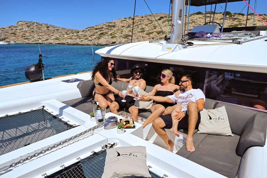 Heraklion: Dia Catamaran Tour - Lunch, Open Bar & Snorkeling - Leaving Heraklion by catamaran