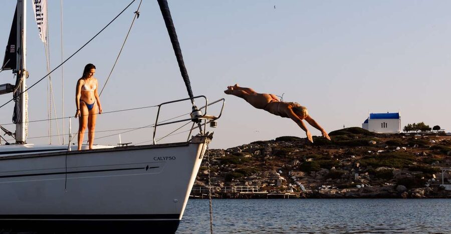 Heraklion: Dia Island Sailing Cruise with Snorkeling - Food on the full-day cruise