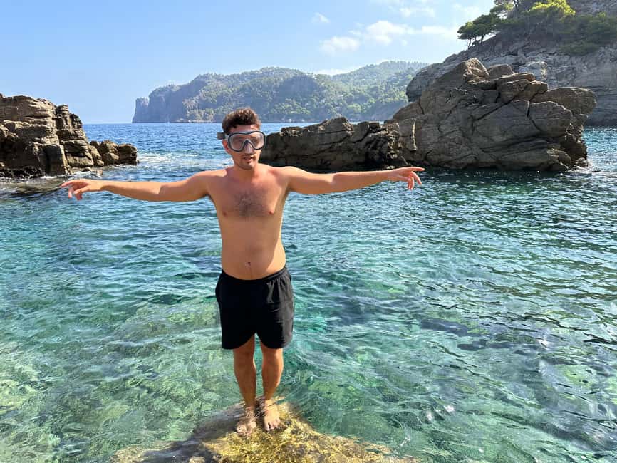 Hidden Coves, Hiking & Snorkeling Adventure in Mallorca - Two hours in Deià for lunch and a reset