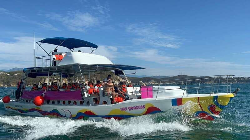 Huatulco: Bays Boat Tour with Snorkeling and Hotel Pickup - Quick take: what matters most