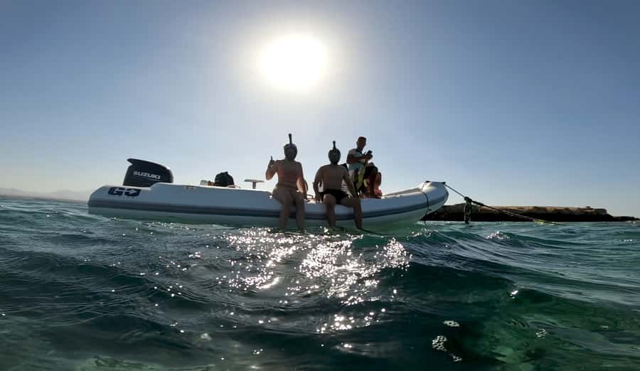 Hurghada: 3-Island Speedboat, Dolphin Watching & Snorkeling - From hotel pickup to the marina
