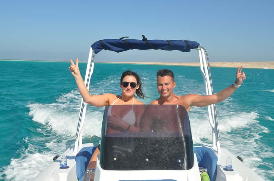 Hurghada: 6 Islands Tour with Dolphin Watching & Snorkelling - Six useful things to know before you go