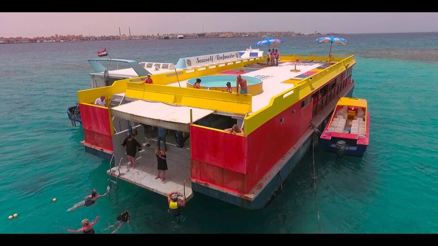 Hurghada: Empire Submarine Boat Trip with Snorkel and Drinks - What you see through the underwater windows