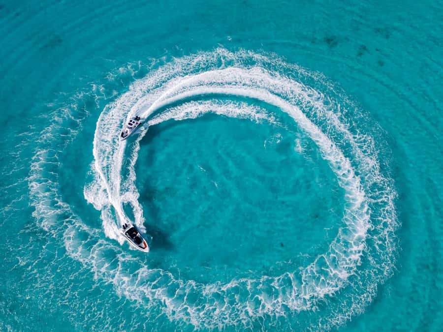 Hurghada: Hula Hula Speedboat w/ Optional Snorkeling & Lunch - Lunch, drinks, and a five-minute massage