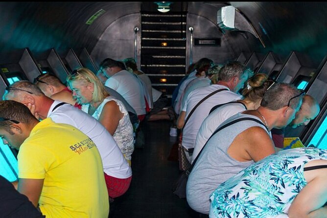 Hurghada: Royal Seascope Submarine Cruise with Snorkel Stop - Guides, service, and the feel onboard