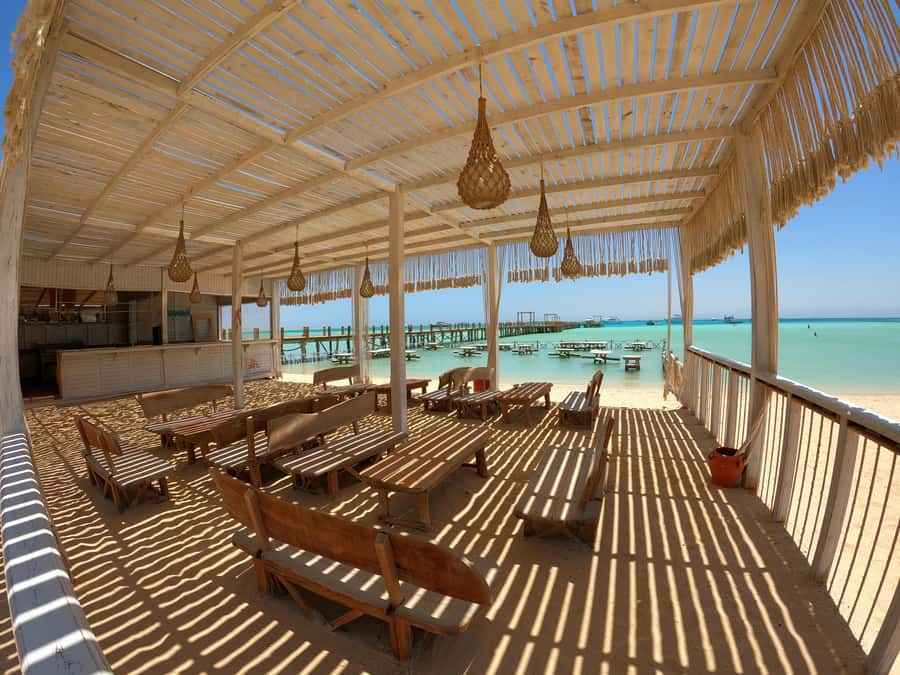 Hurghada: Snorkeling 6 x 1 to Orange Bay w Diving & Massage - Banana boat rides and free time