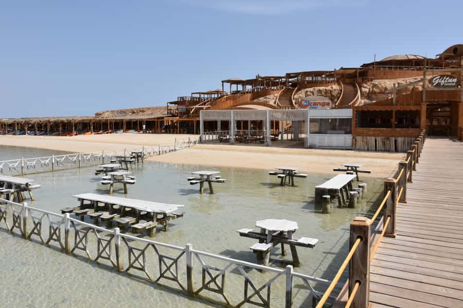 Hurghada: Snorkeling 6 x 1 to Orange Bay w Diving & Massage - The boat ride and first look at the Red Sea