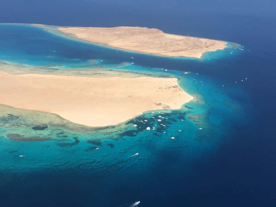 Hurghada: Snorkelling Trip by Speedboat with Hotel Pickup - Giftun Island adds scenery and open water