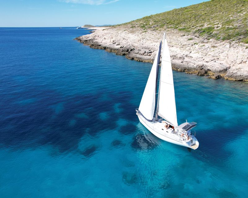 Hvar: Private Sailing Boat Trip with Swimming and Snorkeling - The skipper can shape the experience