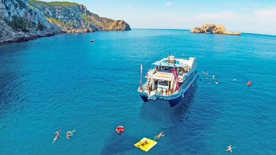 Ibiza: Cala Salada & North Cruise with Drinks & Snorkeling - Starting at San Antonio Harbour