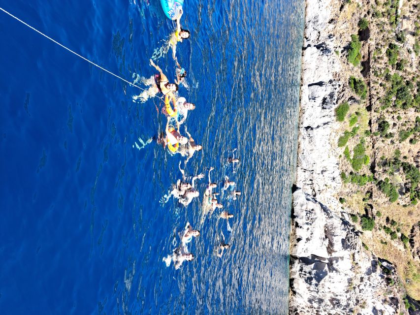 Ischia: Island Boat Tour with Neapolitan Lunch & Snorkeling - Five useful things to know before booking