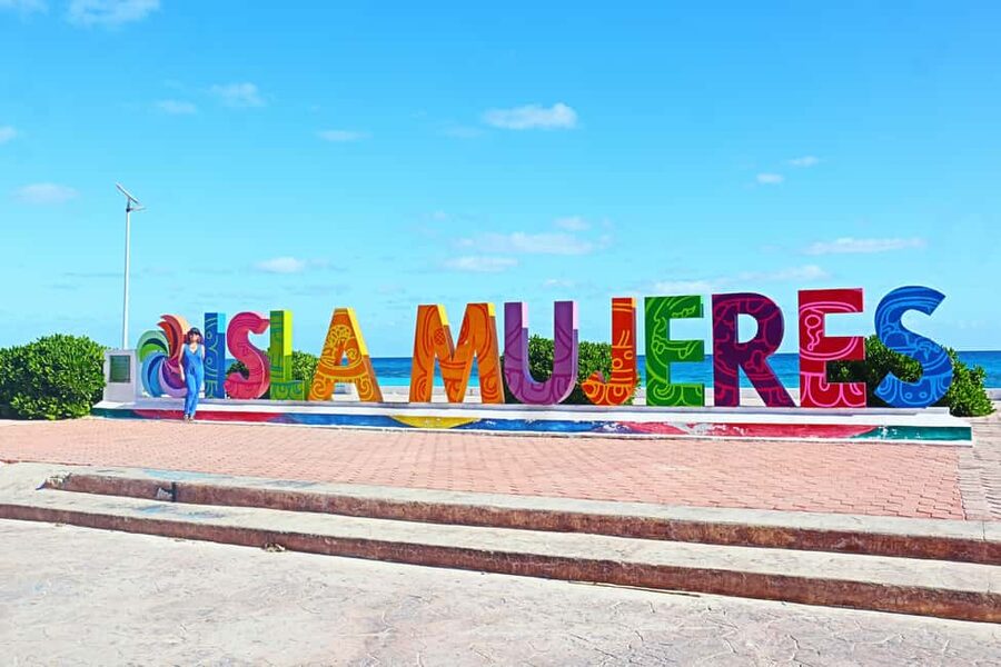 Isla Mujeres: Catamaran Ride with Open Bar, Snorkeling, and Lunch - Who will enjoy this trip most