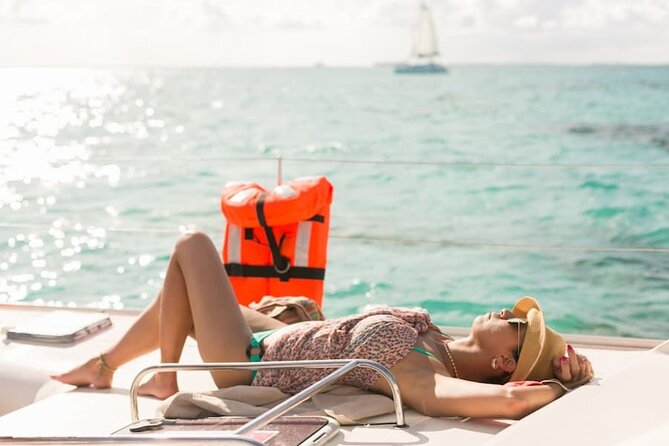Isla Mujeres Catamaran Tour with Snorkel, Open bar and Transport - Life aboard the catamaran